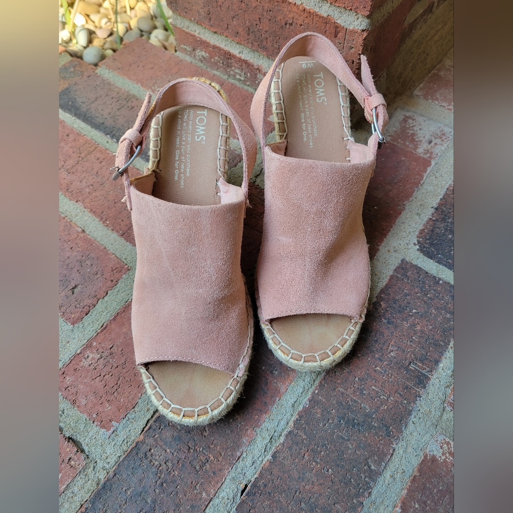 TOMS women's wedge heels